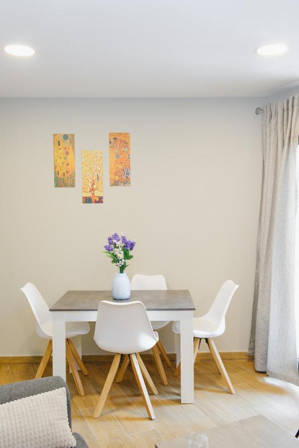 טולדו Apartamentos Menora מראה חיצוני תמונה